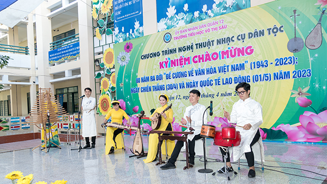 Band Nhạc cụ truyền thống Việt Nam
